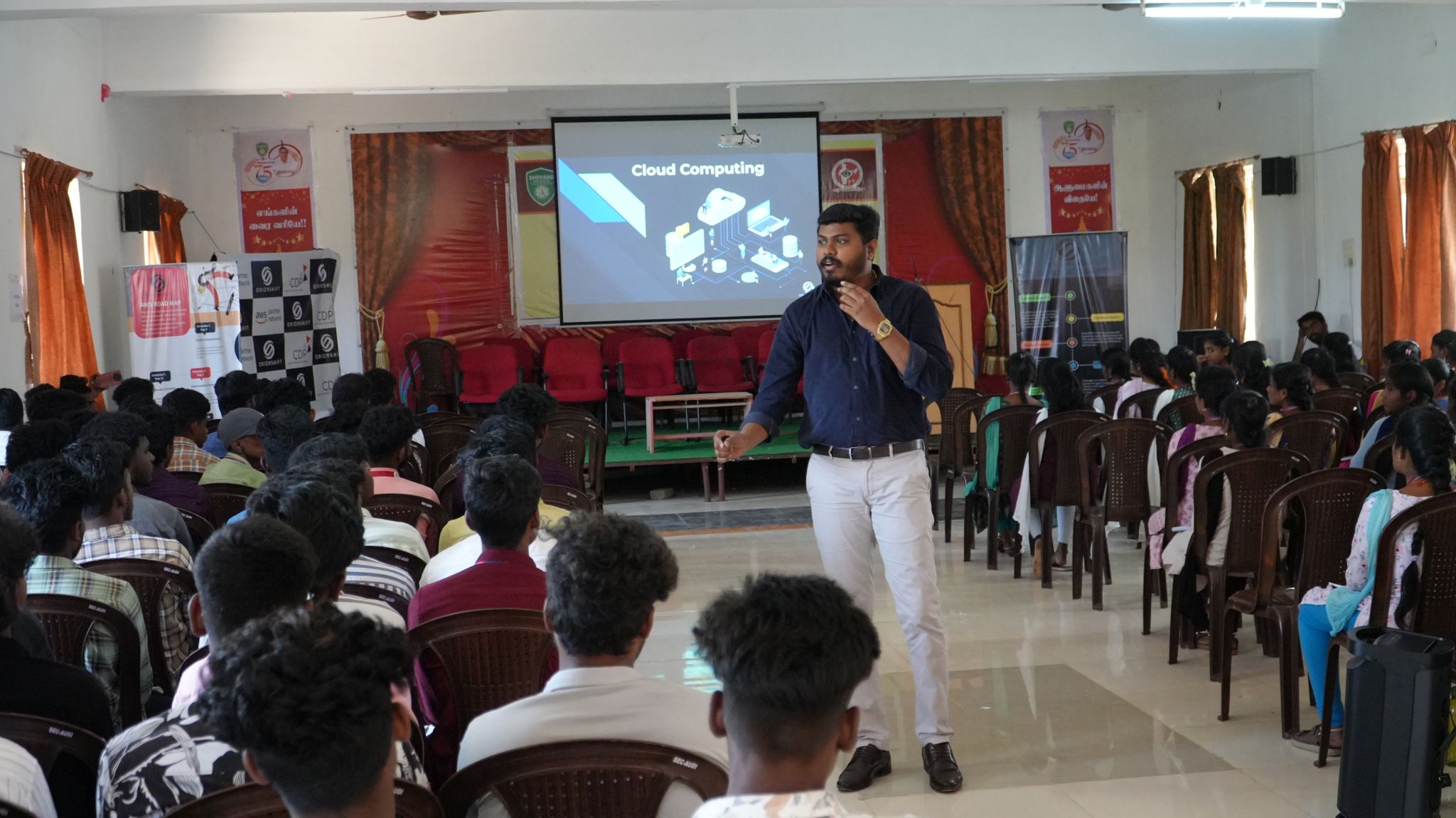 Launching 1000+ Engineering Students into the World of AWS & Cloud